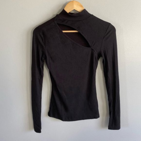 Split Front Top - Picture 5 of 9